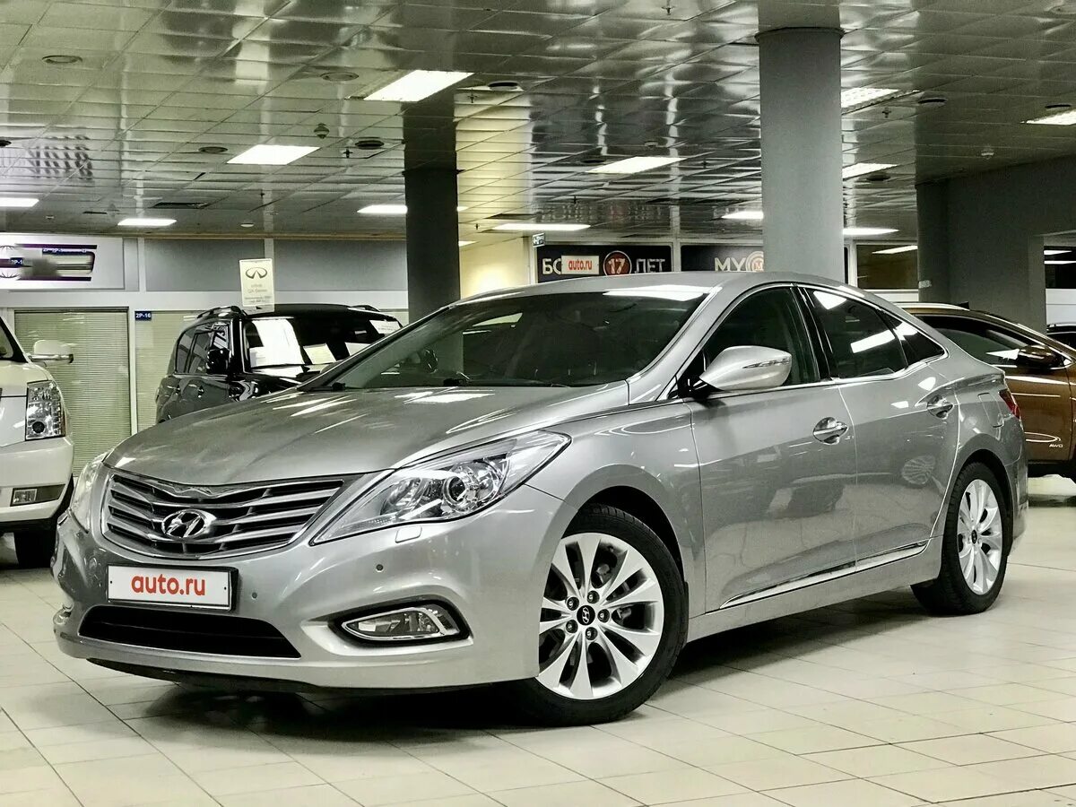 Купить хендай грандер. Hyundai Grandeur 2012. Хендай Грандер 2012. Hyundai Grandeur 5. Хендай Грандер 2013.