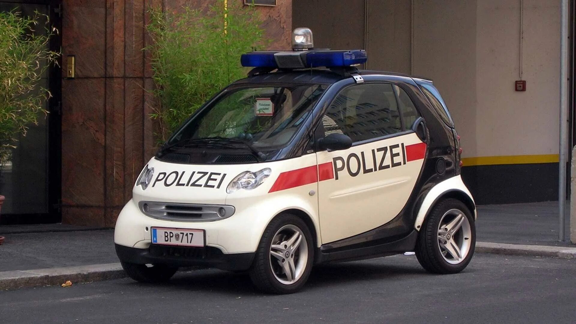 Smart Fortwo Polizei. Smart Fortwo Police. Полицейская машина. Машина "полиция".