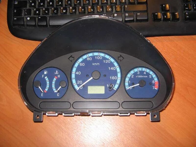 приборная панель daewoo matiz с тахометром. матиз 1. дэу матиз панель с тахометром. панель приборов (+тахометр) на matiz. приборная панель матиз 0.