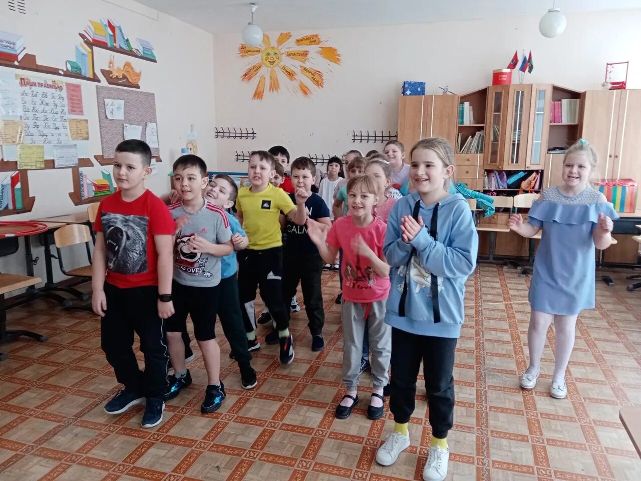 учебный год каникулы. проведи каникулы с пользой. когда каникулы. каникулы начальные классы. каникулы у первоклашек.