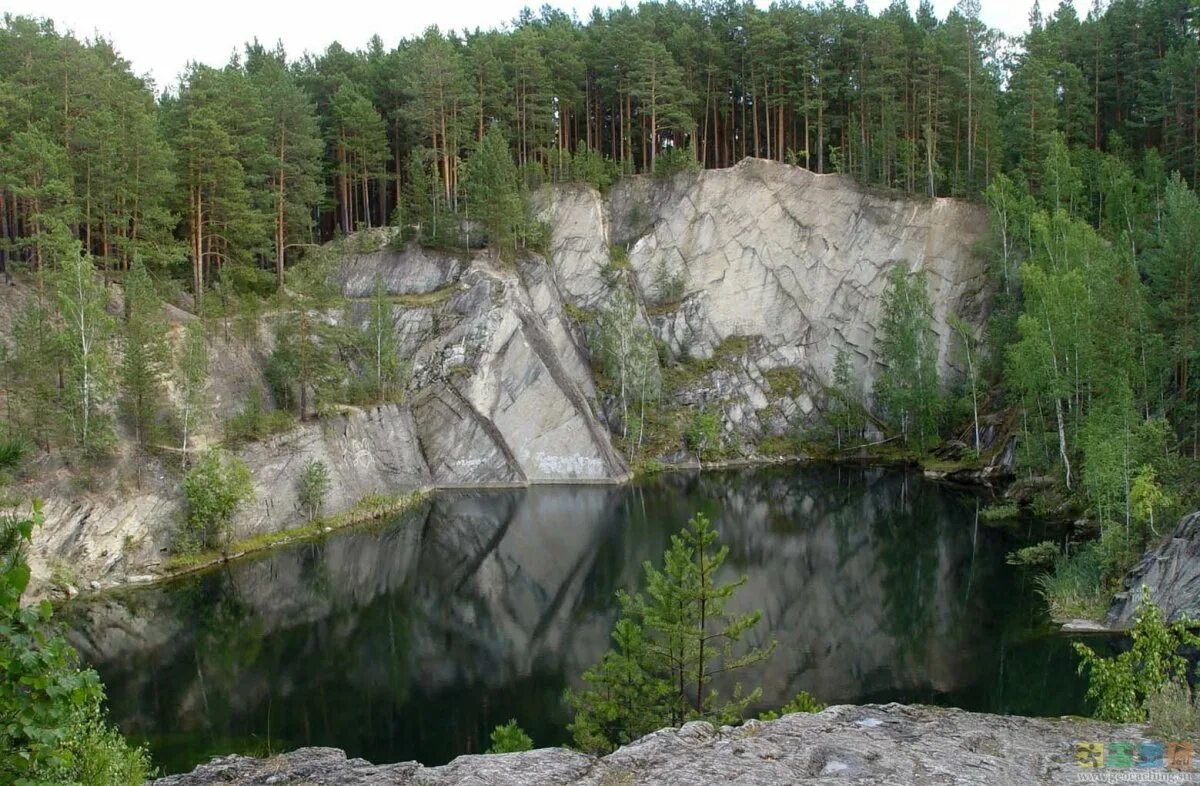 Озеро Тальков камень Свердловская область. Тальков камень Сысерть. Сысерть Свердловская область Тальков камень. Тальков камень парк Бажовские места. Сысерть камень