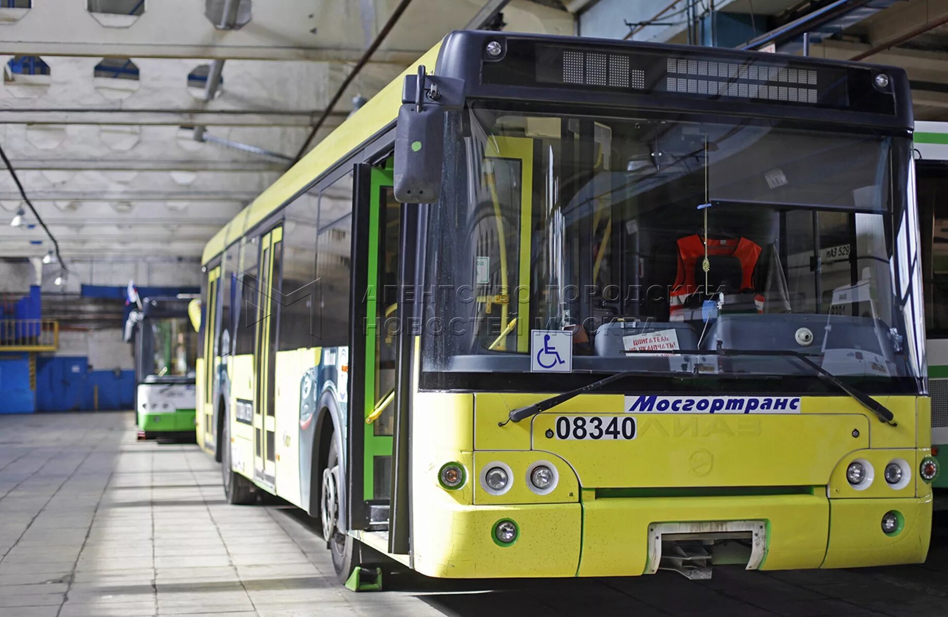Мосгортранс 14-й автобусный парк. Мосгортранс, 10-й автобусный парк. Филиал западный гуп мосгортранс. Троллейбусы бкм 321 новый москва. Автобус гуп мосгортранс.
