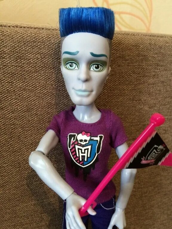 Сколько лет квинке слоу мо. Слоу мо монстер хай. Монстр хай мальчик зомби слоу мо. Алиса токо слоу мо. Парень гулии монстер хай.