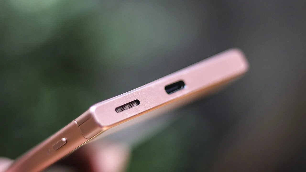 Смартфоны с type c. Сони иксперия с type c. sony xperia type c разъем. зарядка sony xperia xa1. sony xperia xa1 микрофоны.