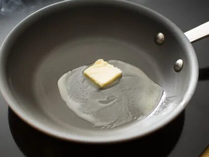 fondre le beurre pour les soufflés au fromage