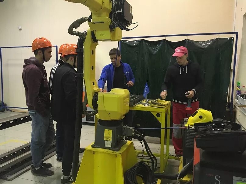 Региональный центр лазерных технологий екатеринбург. Рцлт генеральный директор. Региональный центр лазерных технологий екатеринбург. Рцлт екатеринбург. Региональный центр лазерных технологий екатеринбург.