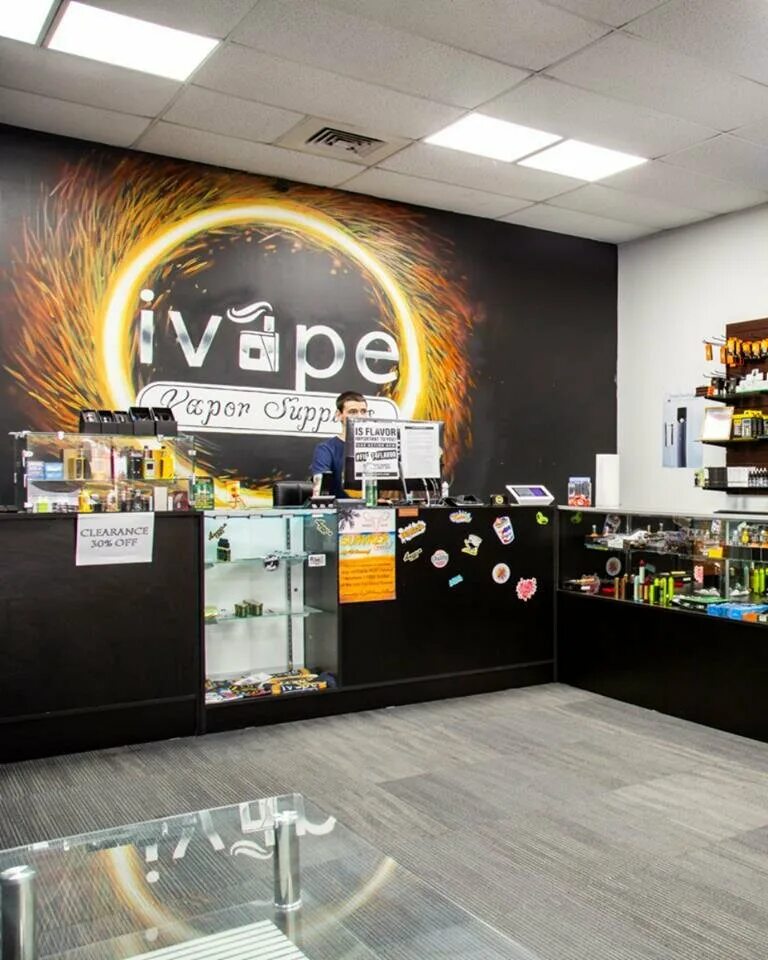 Магазин вейпов. Вейп шоп. Вейпшоп магазин. Vape магазин. Vape shop магазин.