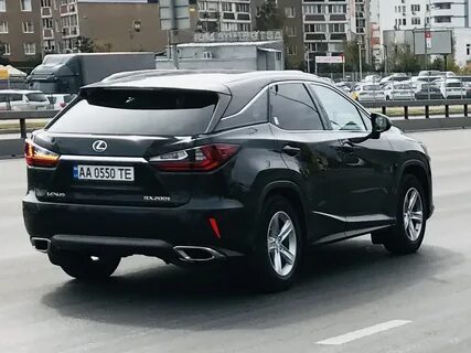 Лексус 550