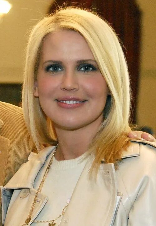 Реджина расселл. Реджина расселл 2000. Реджина расселл в купальнике. Реджина расселл 2000. Реджина расселл 2000.