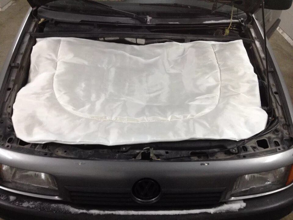 Одеяло для двигателя Peugeot 301. Утеплитель двигателя под капота Volkswagen Passat. Одеяло для двигателя автомобиля Логан 2. Kia Rio 2014 года одеяло для двигателя.
