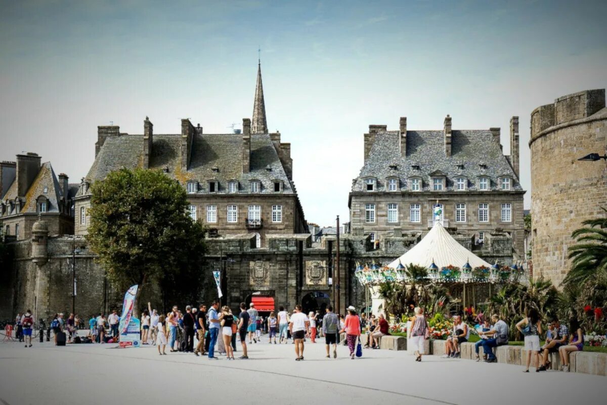 Сен версия. Сен мало. Saint malo Франция. Сен мало Бретань. Saint malo город.