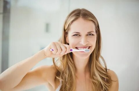 We clean teeth