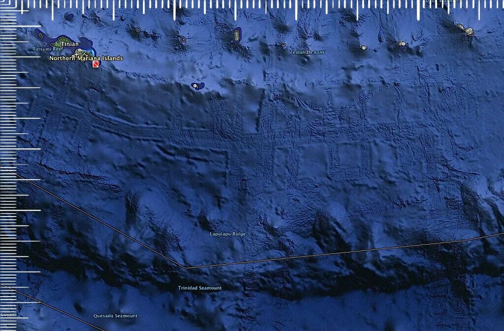 Дно океана из космоса. Атлантида с космоса. «Атлантида» в Google Earth. Стена на дне океана