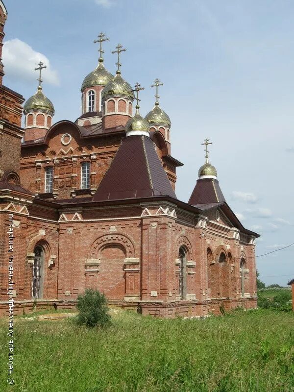 Руново каширский район. Храм Руново Московская область Церковь. Руново Вознесенский храм. Большое Руново Каширский район храм Вознесения. Храм в Малом Руново Каширского района.