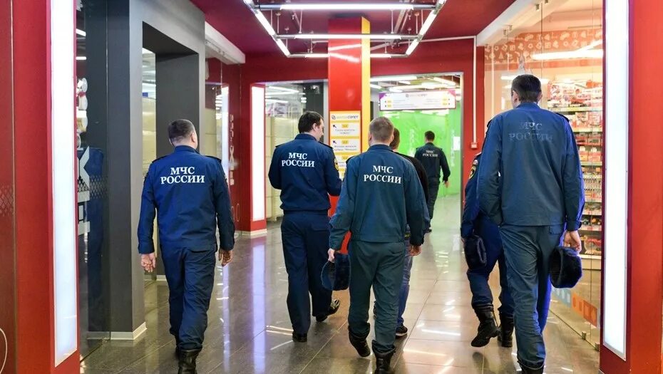Гпн центр. Безопасность в торговом центре. пожарная безопасность в торговых центрах. пожарный надзор.