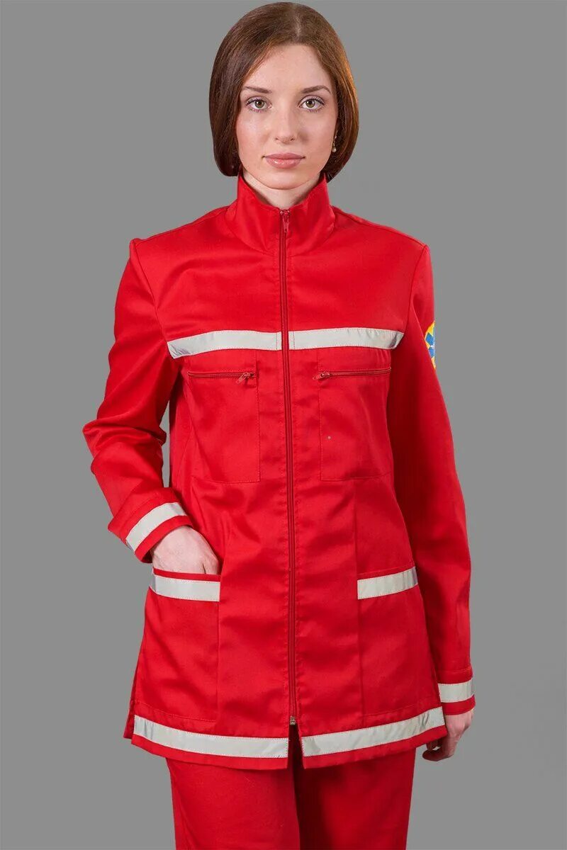 Форма скорой. Куртка скорой помощи. Костюм скорой помощи красный. Куртка скорой помощи красная. Куртка женская для скорой помощи.