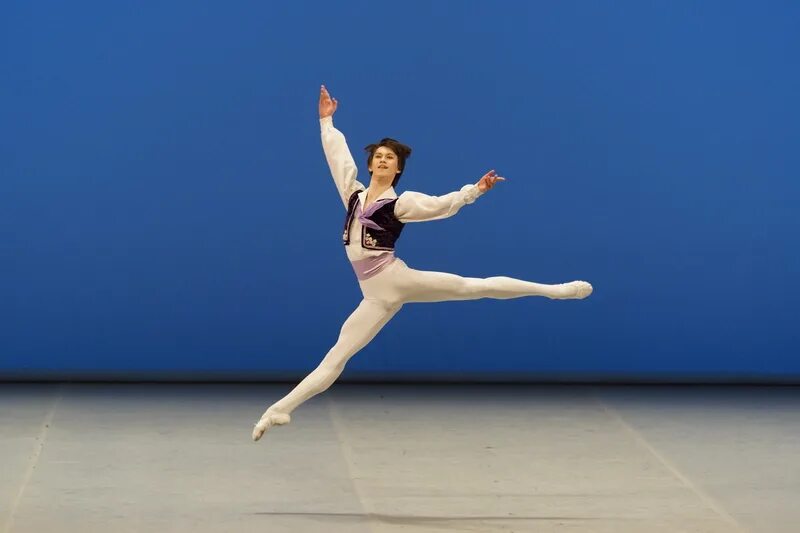 ученик цискаридзе егор геращенко. геращенко балет. егор геращенко танцор балета. денис родькин егор геращенко. егор геращенко.