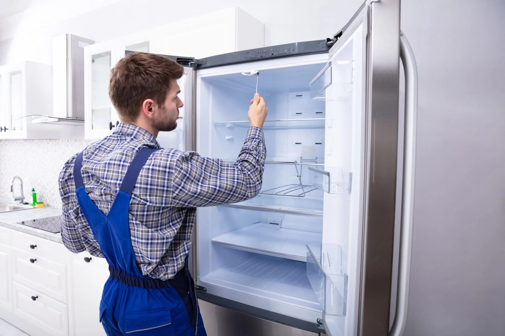 Часто включается холодильник. Холодильник. Мастер холодильников. Haladelnik. Мастер по ремонту холодильников.