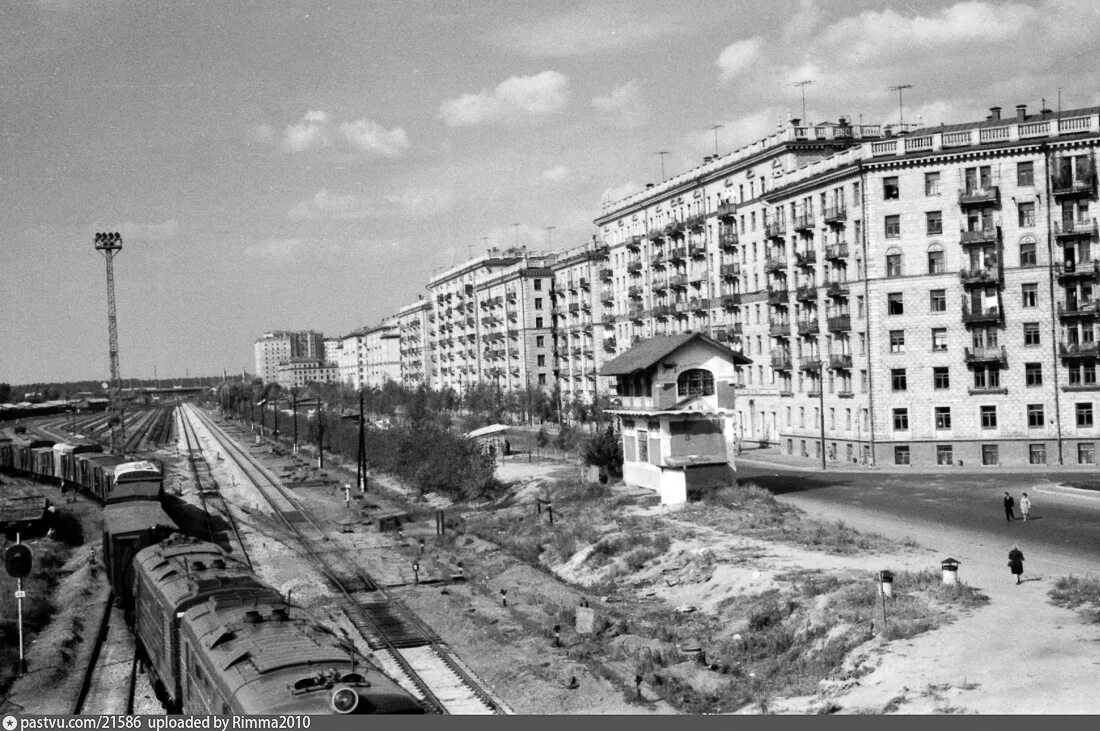 Ссср москва панорама улиц. Ленинградский проспект метро сокол. Ленинградский проспект 1960. Улица алабяна москва. Мгу 1953.