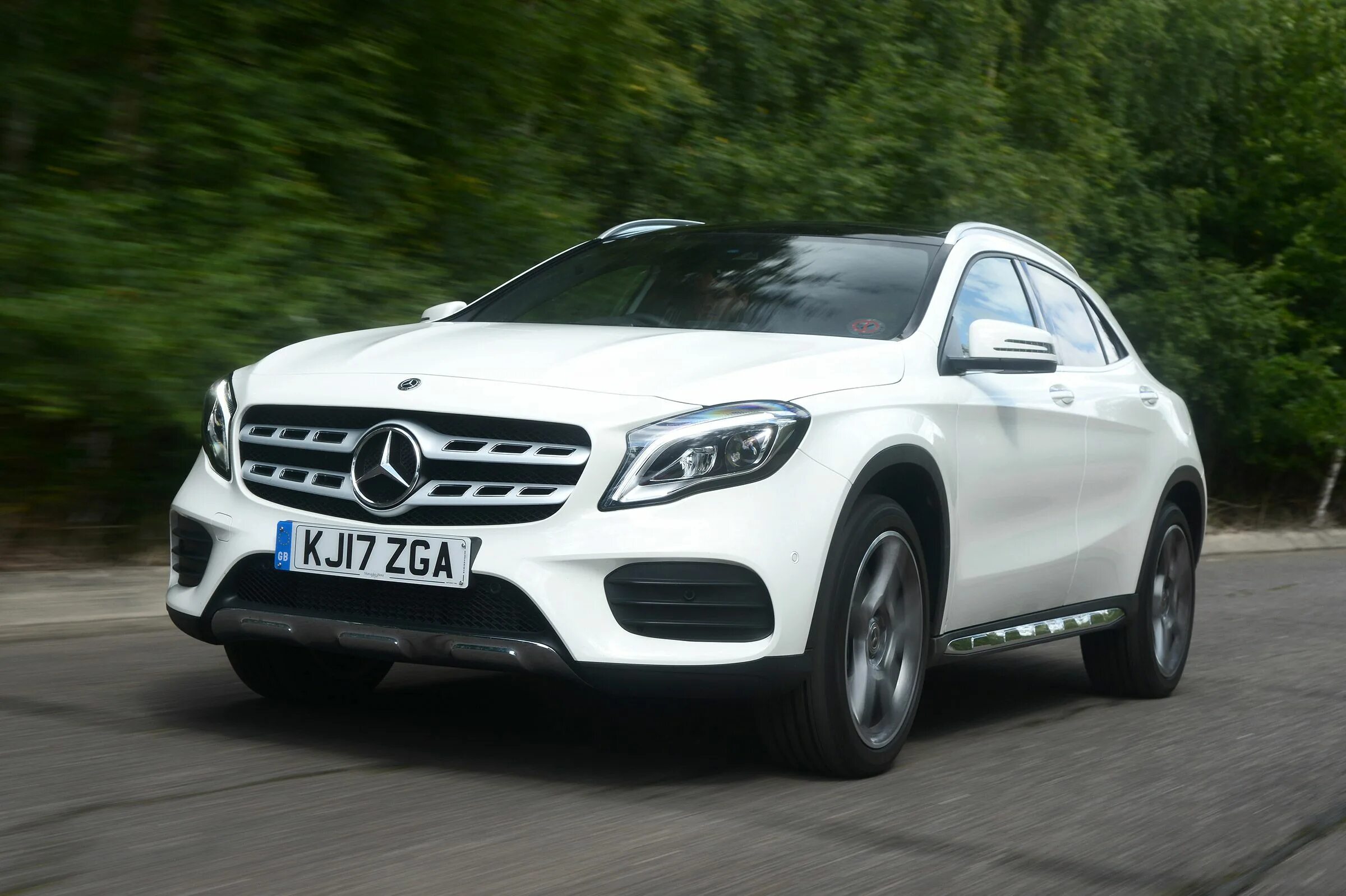 Мерседес GLA 200. Мерседес GLA 220. Мерседес GLA 250. Mercedes Benz GLA 2017.