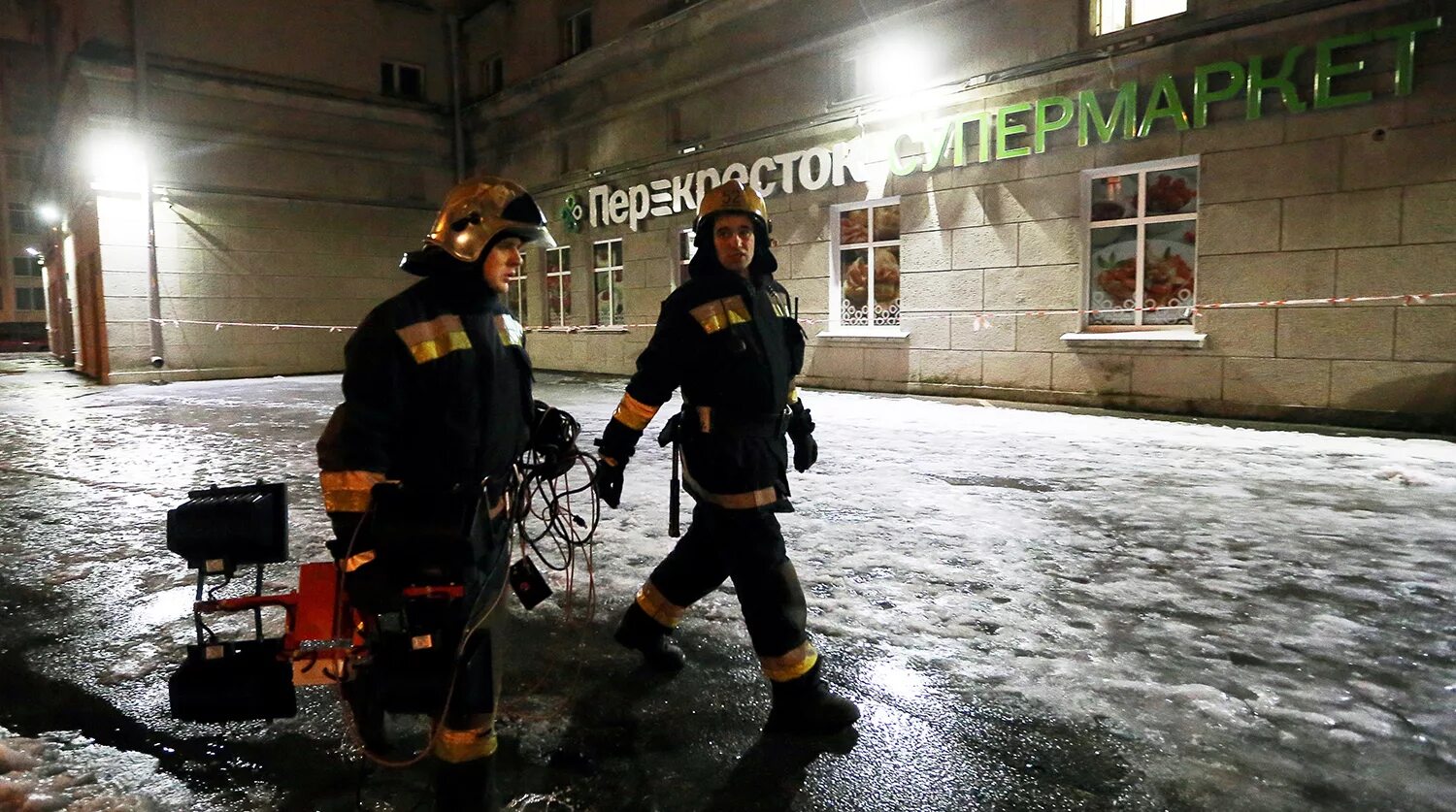 Теракт Санкт Петербург 2017 года. Взрыв в перекрестке на Кондратьевском. Теракт в Санкт-Петербурге 27 декабря 2017. 27 Декабря 2017 года теракт.