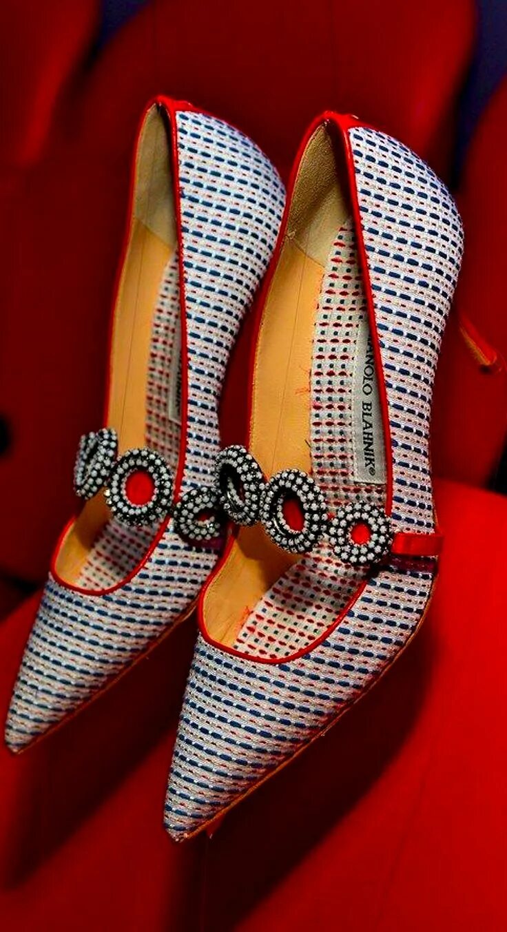 Роскоши обувь. Роскоши обувь. Туфли ральф энд руссо. Белые лакированные туфли мужские. Роскоши обувь.