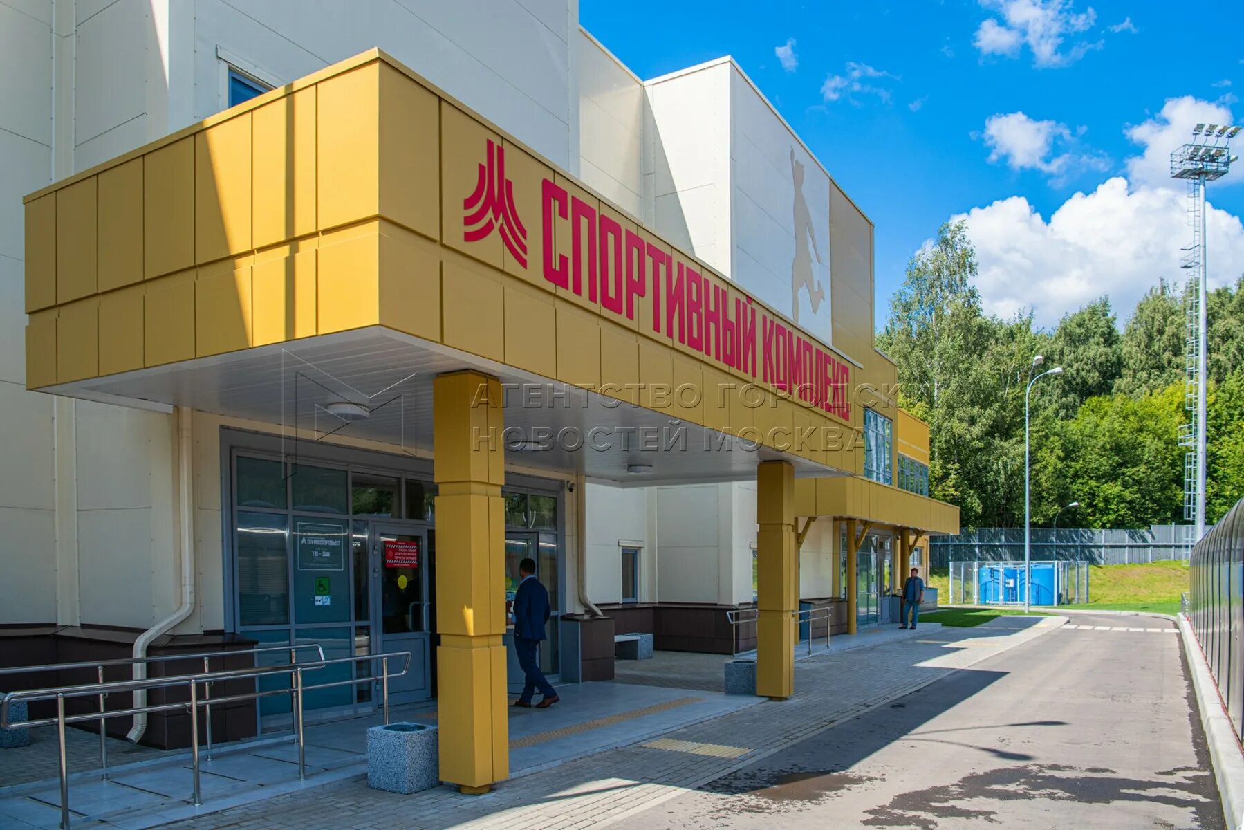 Большая черкизовская 23 фок. Спорткомплекс медведково заповедная. Бассейн яуза медведково. Спорткомплекс медведково. Бассейн медведково заповедная.