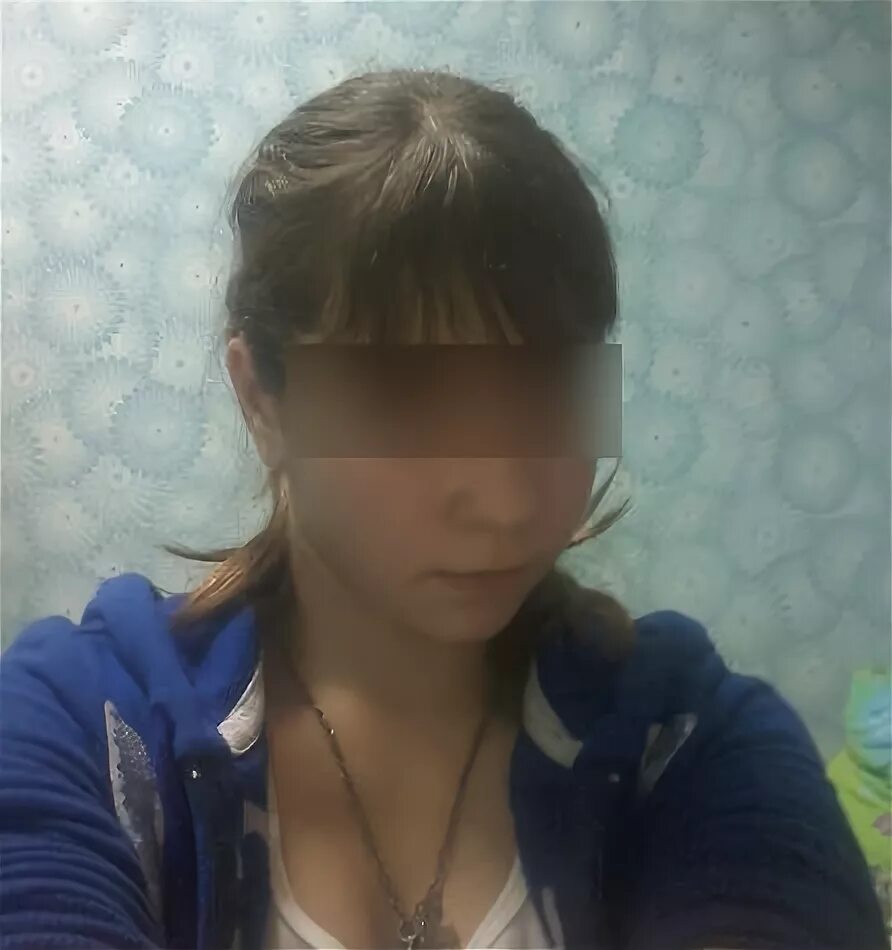 Тут вошла девушка лет осьмнадцати. 13-летняя ученица. уссурийск школьница 12 лет.