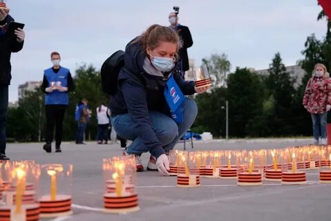 Свечи на свечу памяти