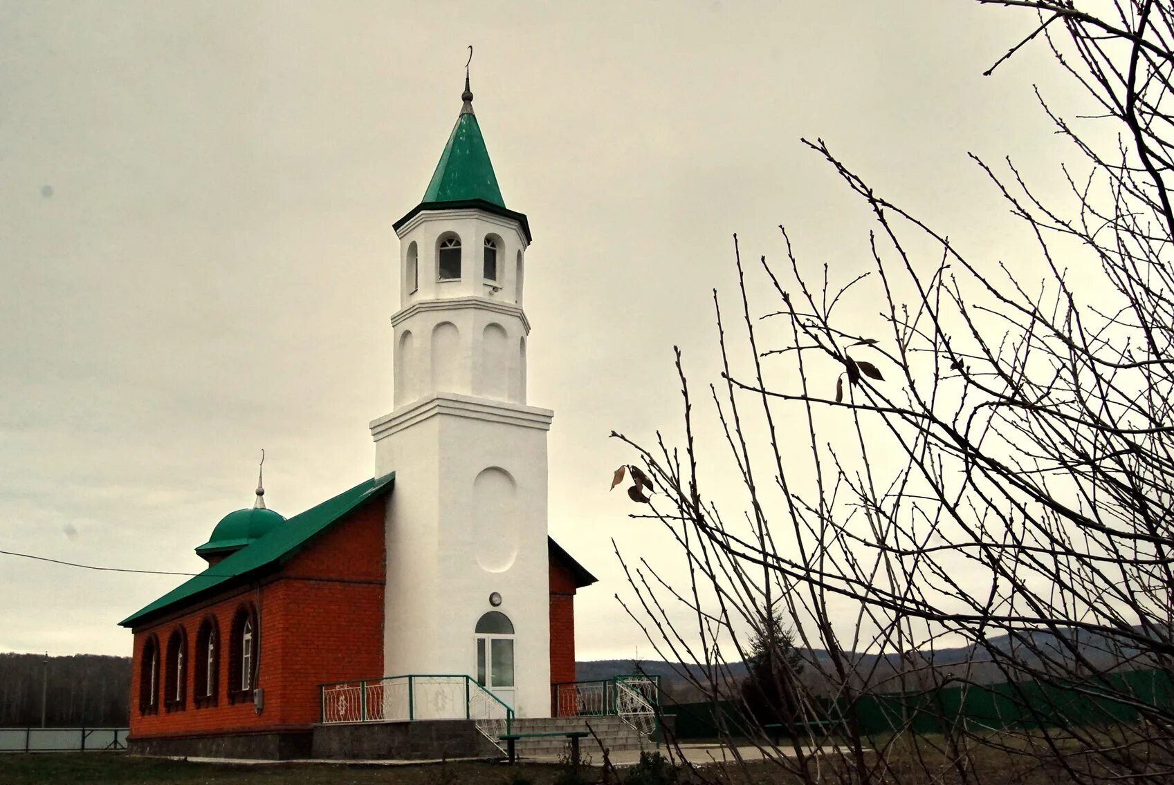 Сабинский мечеть. Мечеть татарское ходяшево. Мечеть в аскарово абзелиловский район. Якуши тюмень мечеть. Мечеть д.