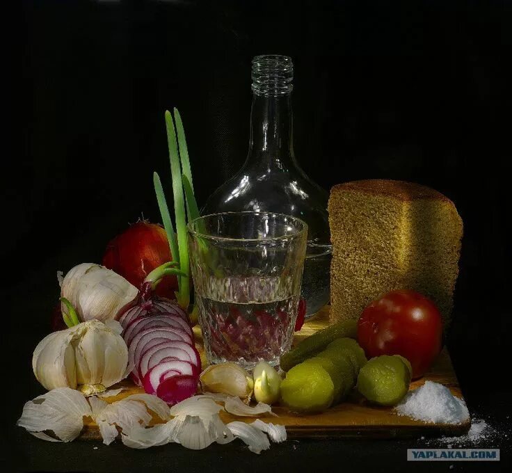 Закуски на стол. Закуска под водочку. Мужской стол с закусками. Вкусно водочка. Вкусно водочка.