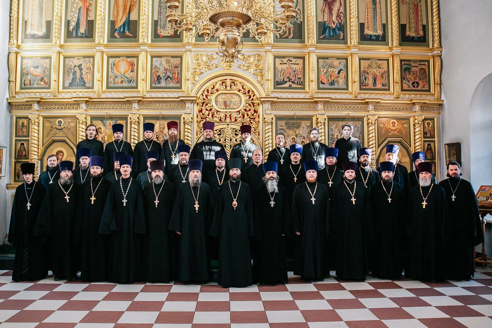 Духовенство Коломенского благочиния. Духовенство Коломенской епархии. Темное духовенство. Черное духовенство.