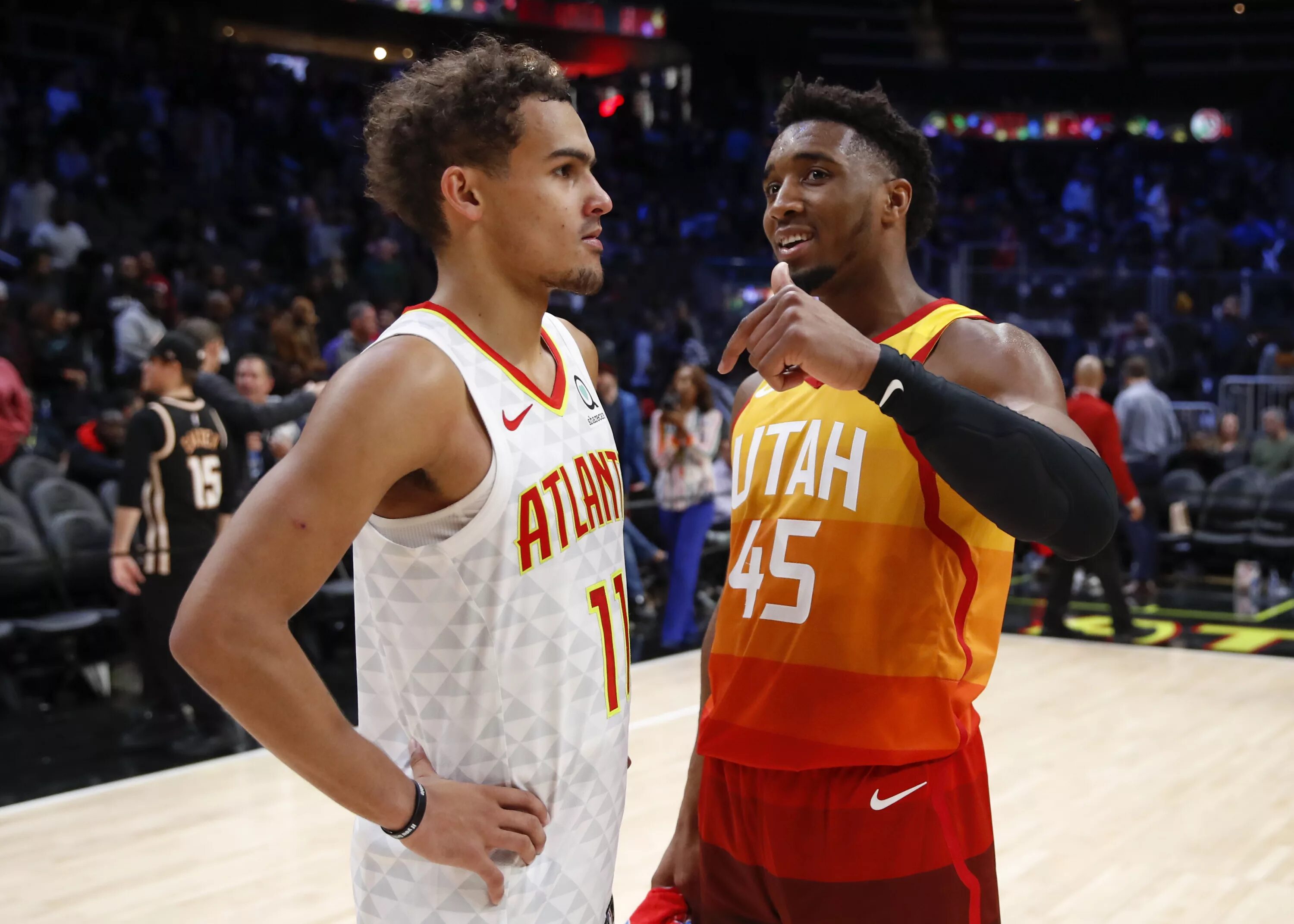 Митчелл янг и такер киприано. Donovan mitchell height. donovan mitchell бросок. донован митчелл прыжок. trae young 2.