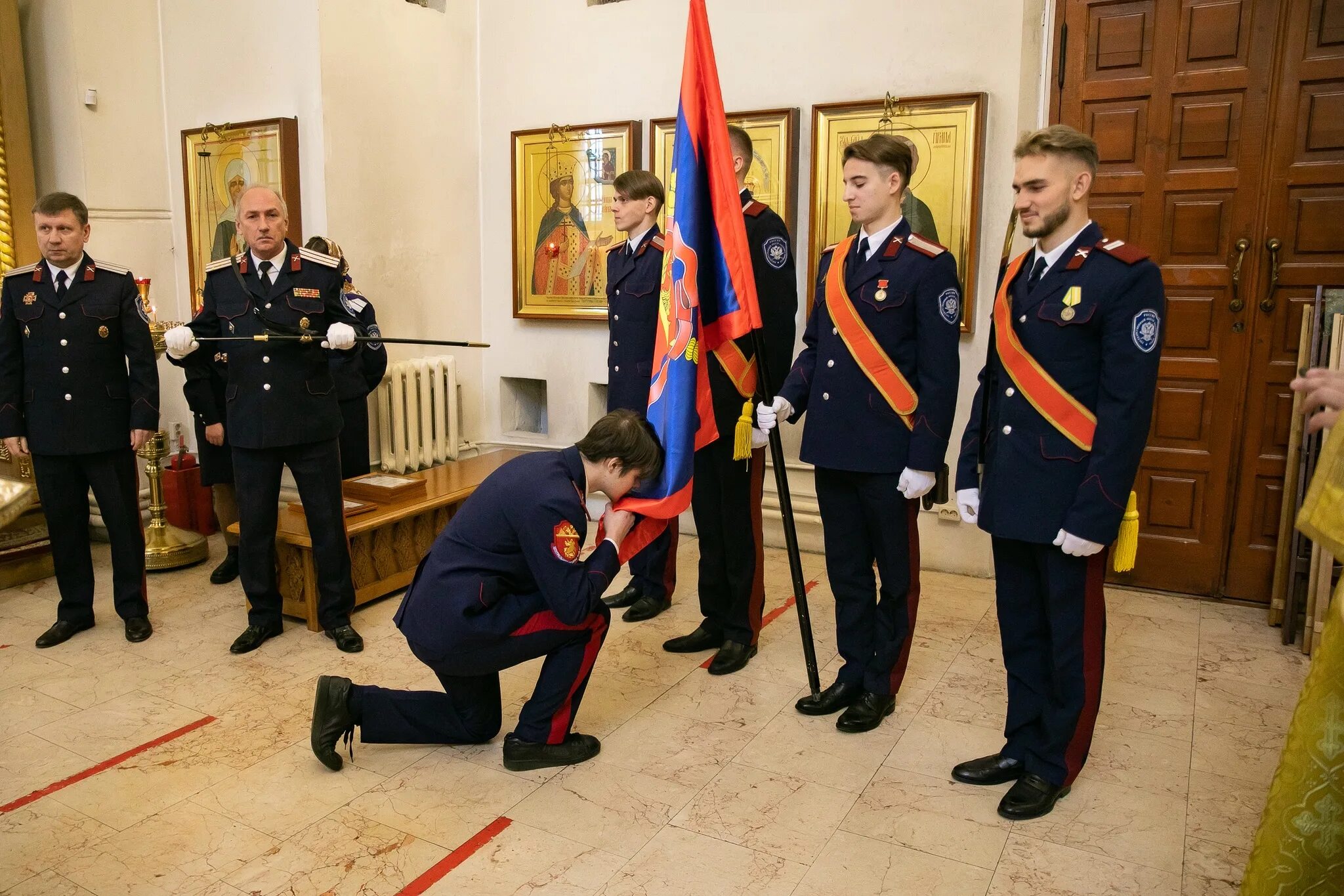 Казачий государственный университет. Верстание в казаки. Верстание Казаков. Церемония верстания в казаки. Первый казачий университет Москва ректор.