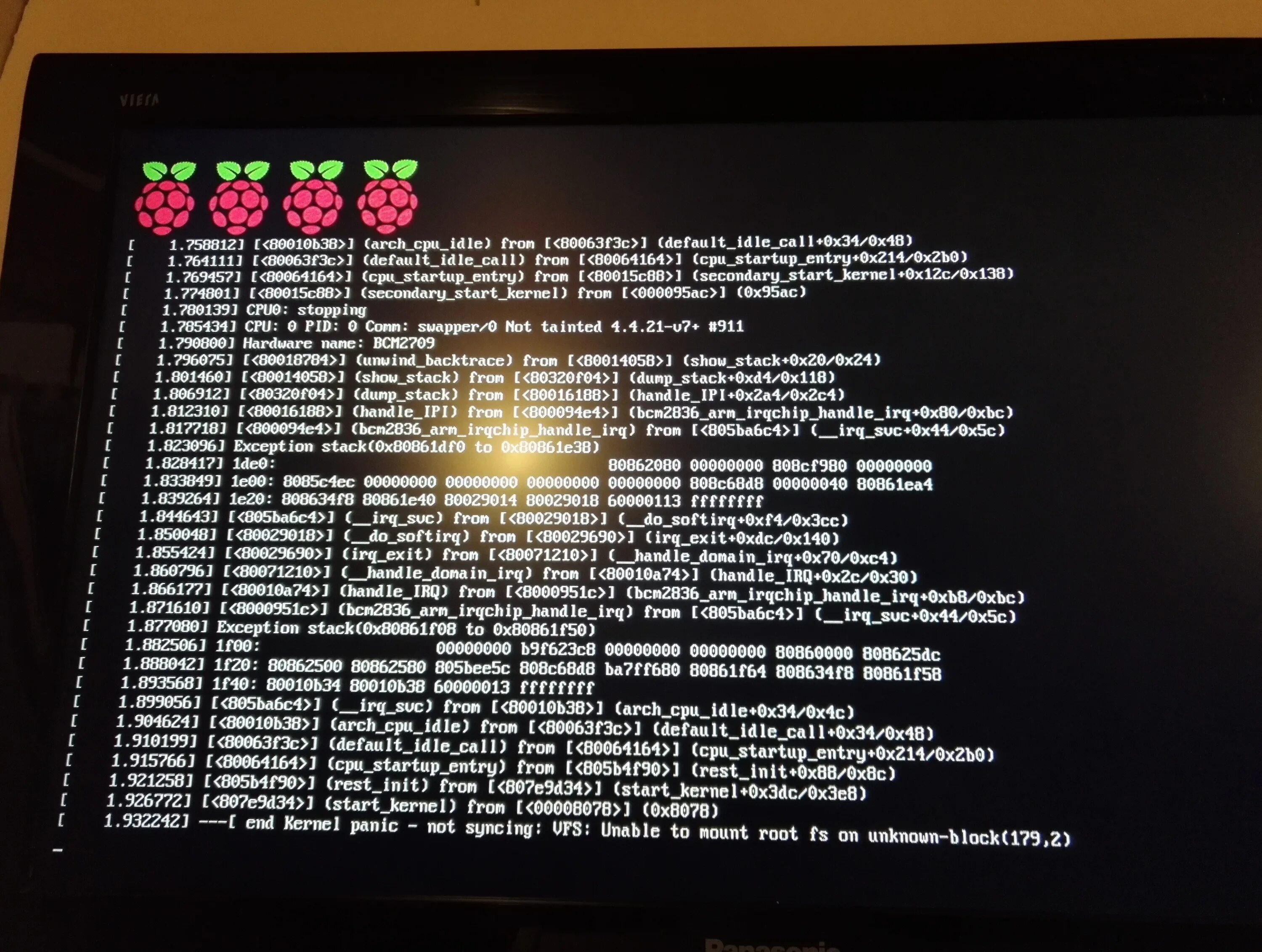 End Kernel Panic. Arch Kernel Panic. Kernel Panic not syncing VFS unable to Mount root FS. Kernel Panic Скриншот Arch Linux. Start kernel