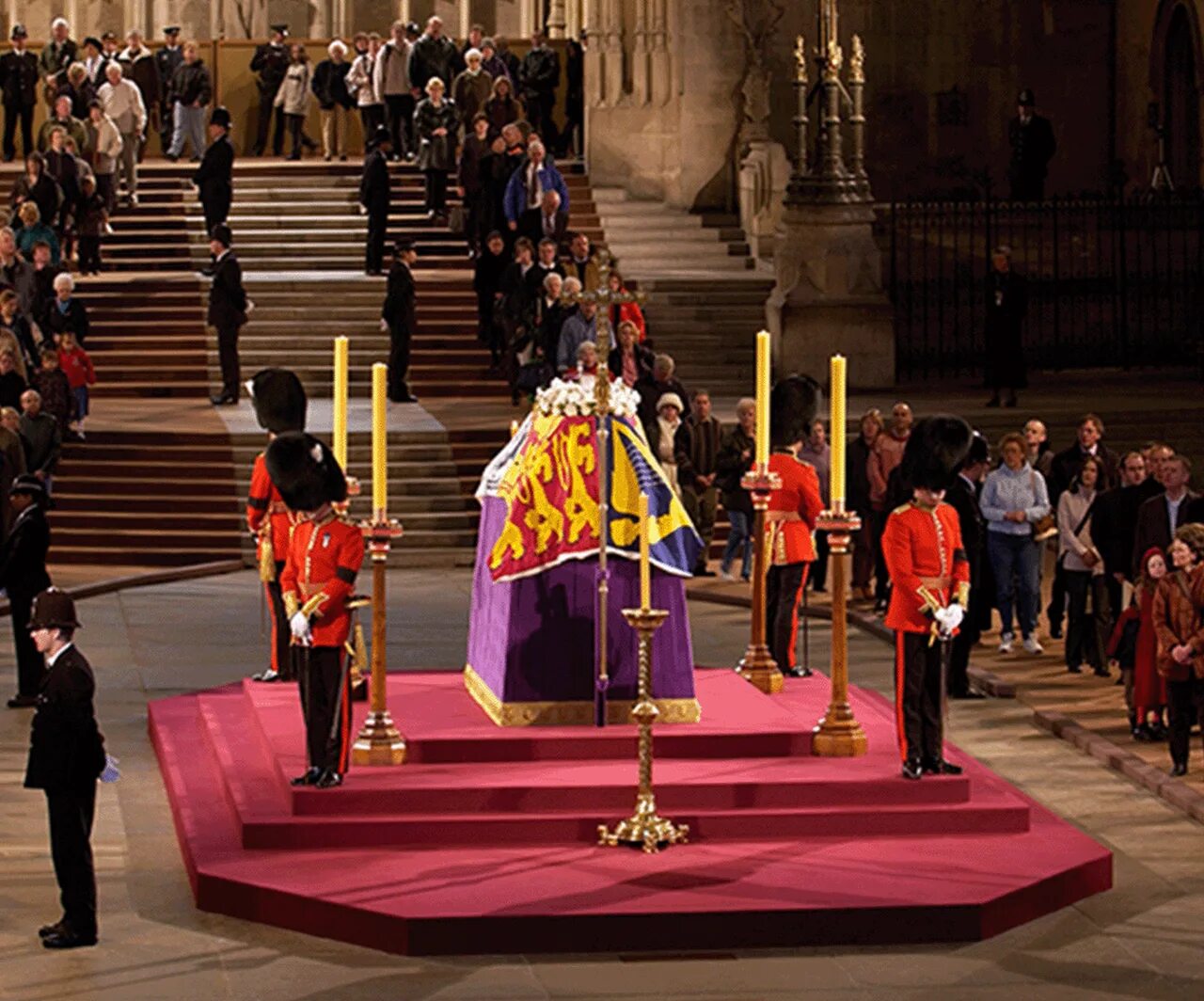 Вестминстерское аббатство коронация. Похороны королевы Елизаветы Елизаветы 2. Похороны королевы Елизаветы 2022. Похороны Елизаветы 2 королевы.