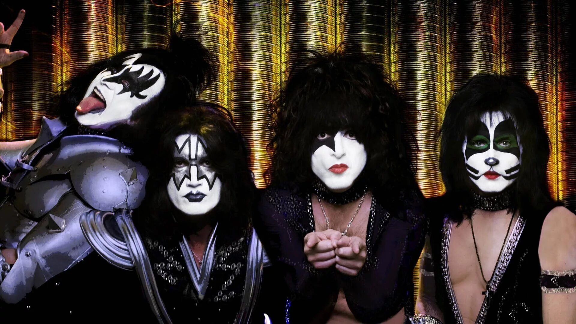 Vampyx kiss. Группа Кисс. Джин Симмонс Кисс. Хард рок группа Кисс. Kiss группа Gene Simmons.