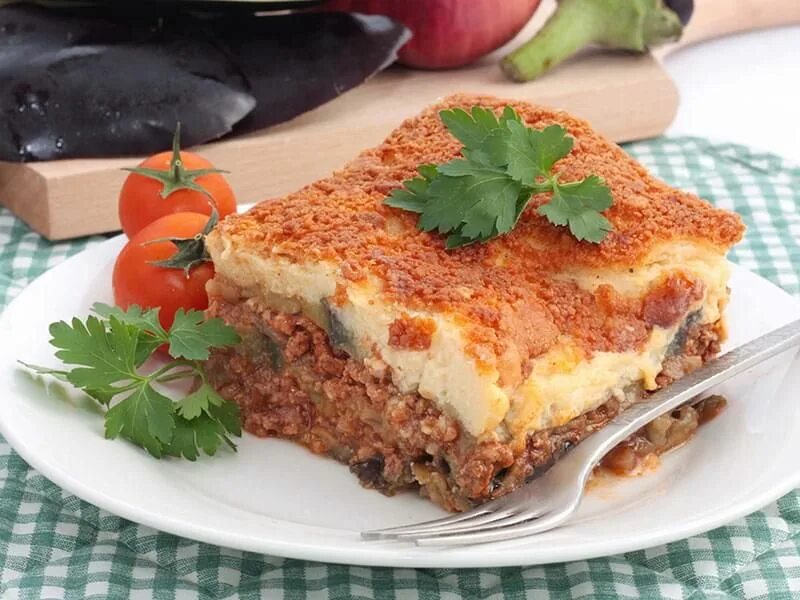 Греческая кухня мусака. Греческая мусака. Мусака молдавская. Мусака молдавская. По эпирски мусака.