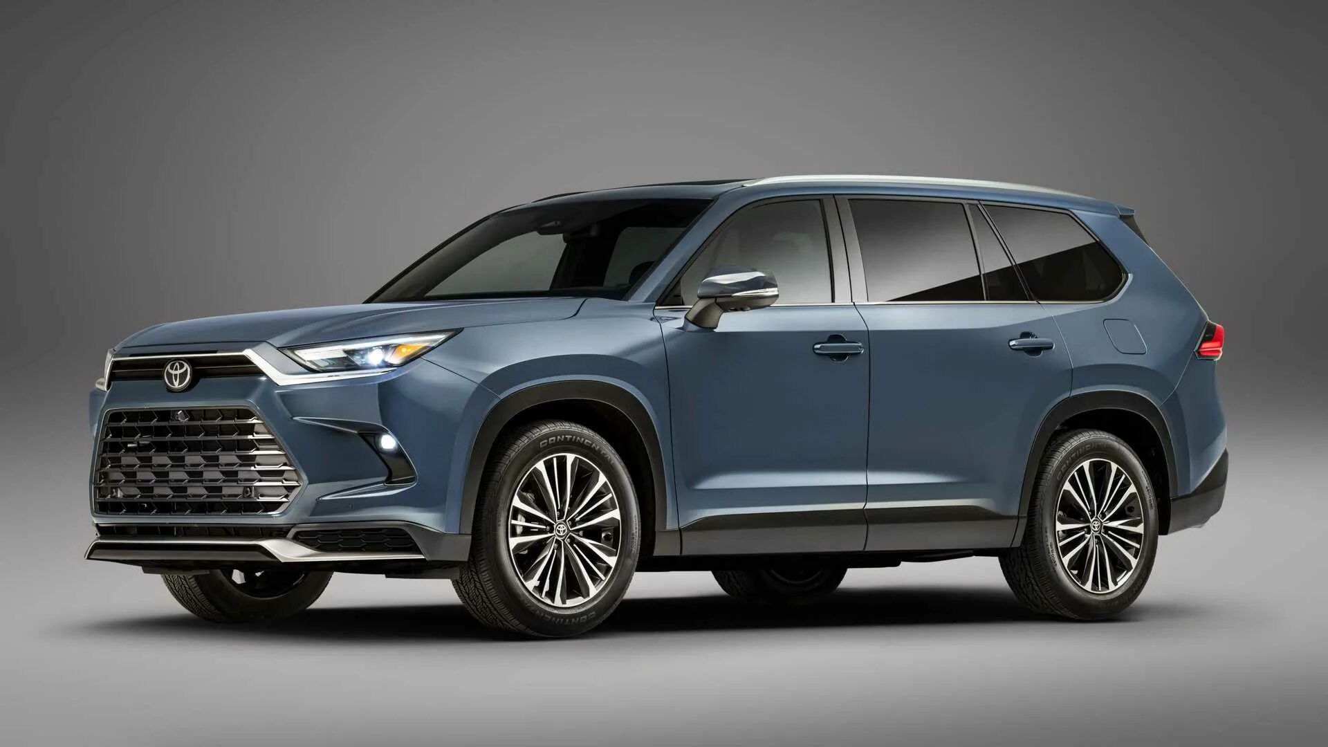 Toyota highlander 2024. Toyota highlander 2023. Тойота хигхландер 2019. Toyota highlander 2019. Тойота кроун паркетник.