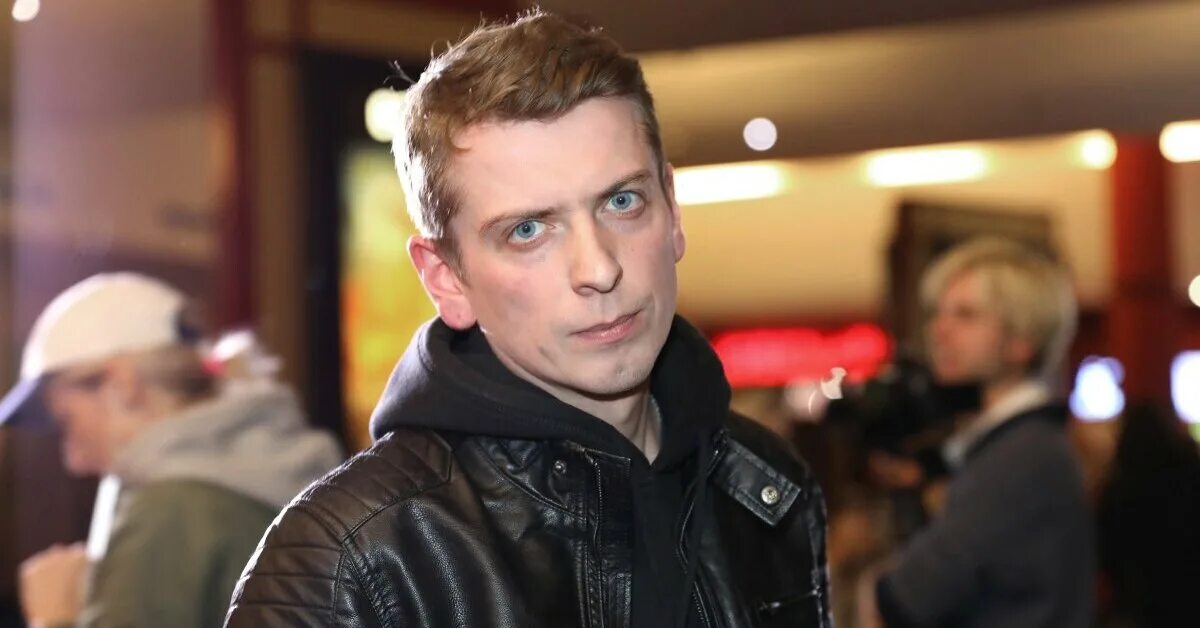 Скончался полицейский с рублевки. Скончался полицейский с рублевки. Актёр полицейский с рублевки скончался. Полицейский с рублевки актер что помер. Гулбис полицейский с рублёвки.