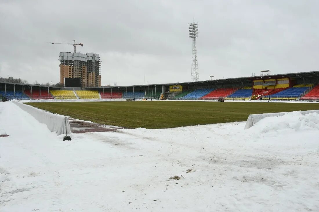 Стадион новый в армавире армения. Стадион арсенал тула. В форме стадион тула. Центральный стадион тула мяч. Стадион академии арсенал тула.