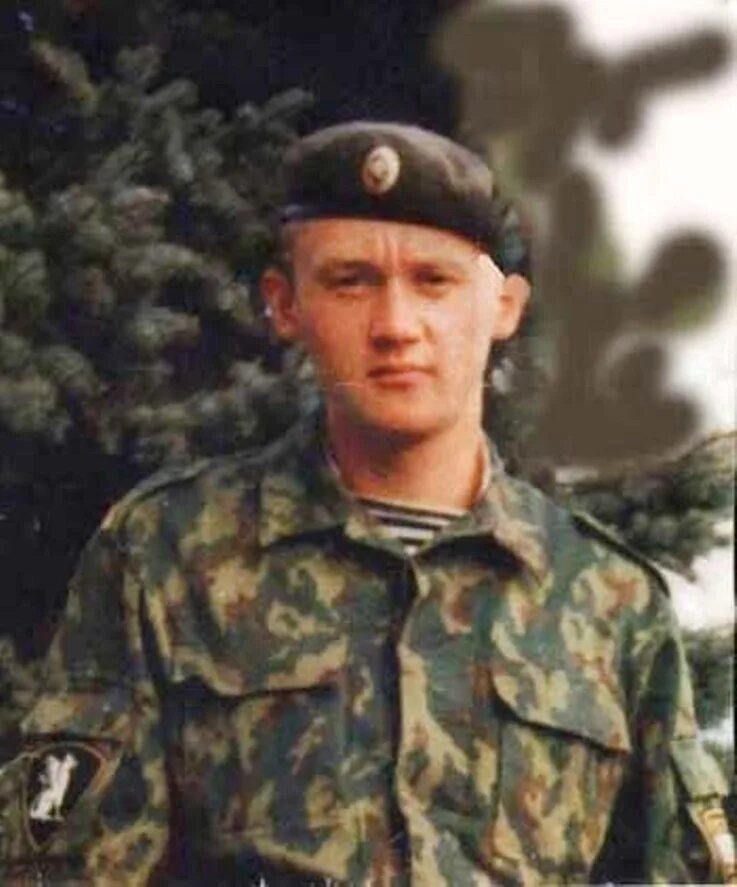 Герой 2000 года. Герой 2000 года. Герои в 2000 годах. Герой 2000 года. Герои в 2000 годах.