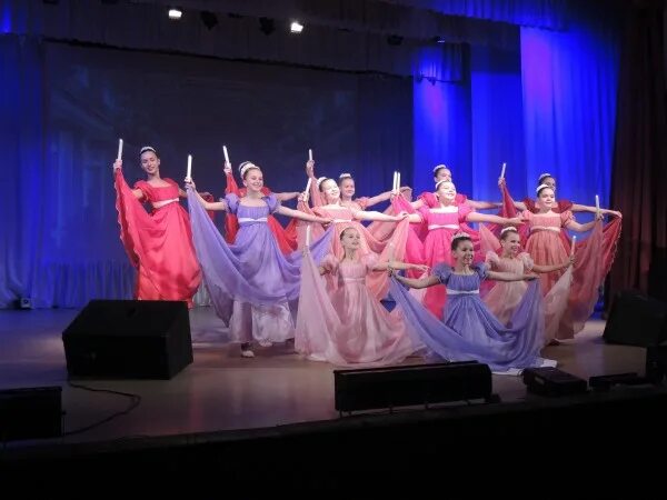 Дом культуры старая русса. Дк русич зима. Цк русич старая русса. Центр культуры русич старая русса. Досуговый центр русич тольятти.