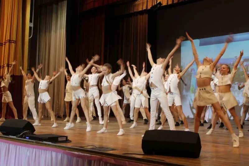 Театр для детей самара. Музыкальный театр задумка. Детский музыкальный театр задумка. Детский музыкальный театр задумка березка. Самара «детский музыкальный театр «задумка».