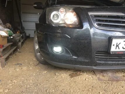 Туманки авенсис т250