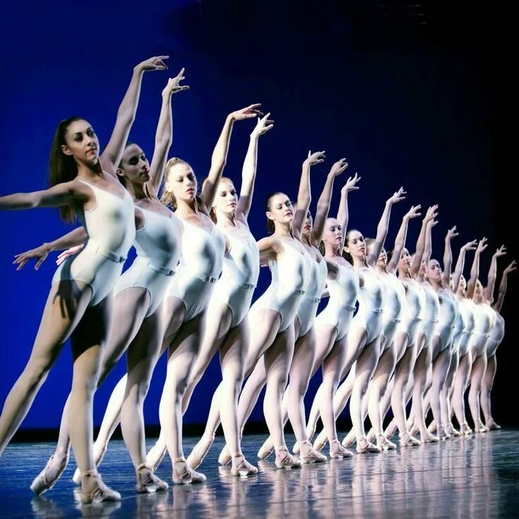 Кордебалет в балете корсар. Кордебалет в балете. Мюзикл кордебалет. Мюзикл кордебалет. Кардебалет или кордебалет.