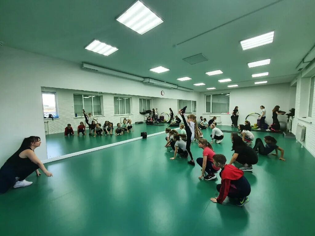 Спортклуб металлистов чита. Фитнес клуб энергия. Спортзал энергетик. Энерджи чита. Энерджи чита.