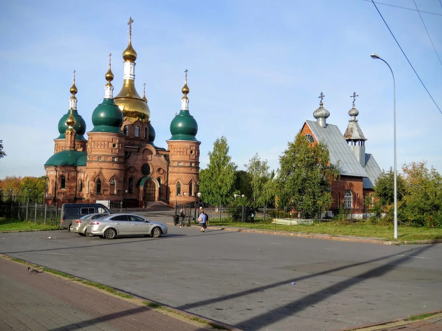 Погода кемеровская г березовский. Город Берёзовский Кемеровская. Храм г Березовский Кемеровской области. Центральная площадь Березовский Кемеровская область.