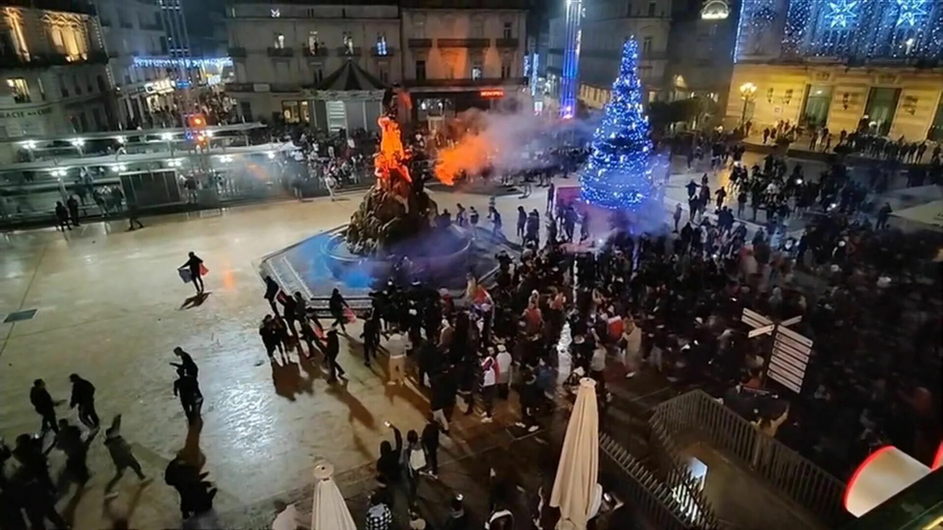 Беспорядки в городе после драки фанатов 8