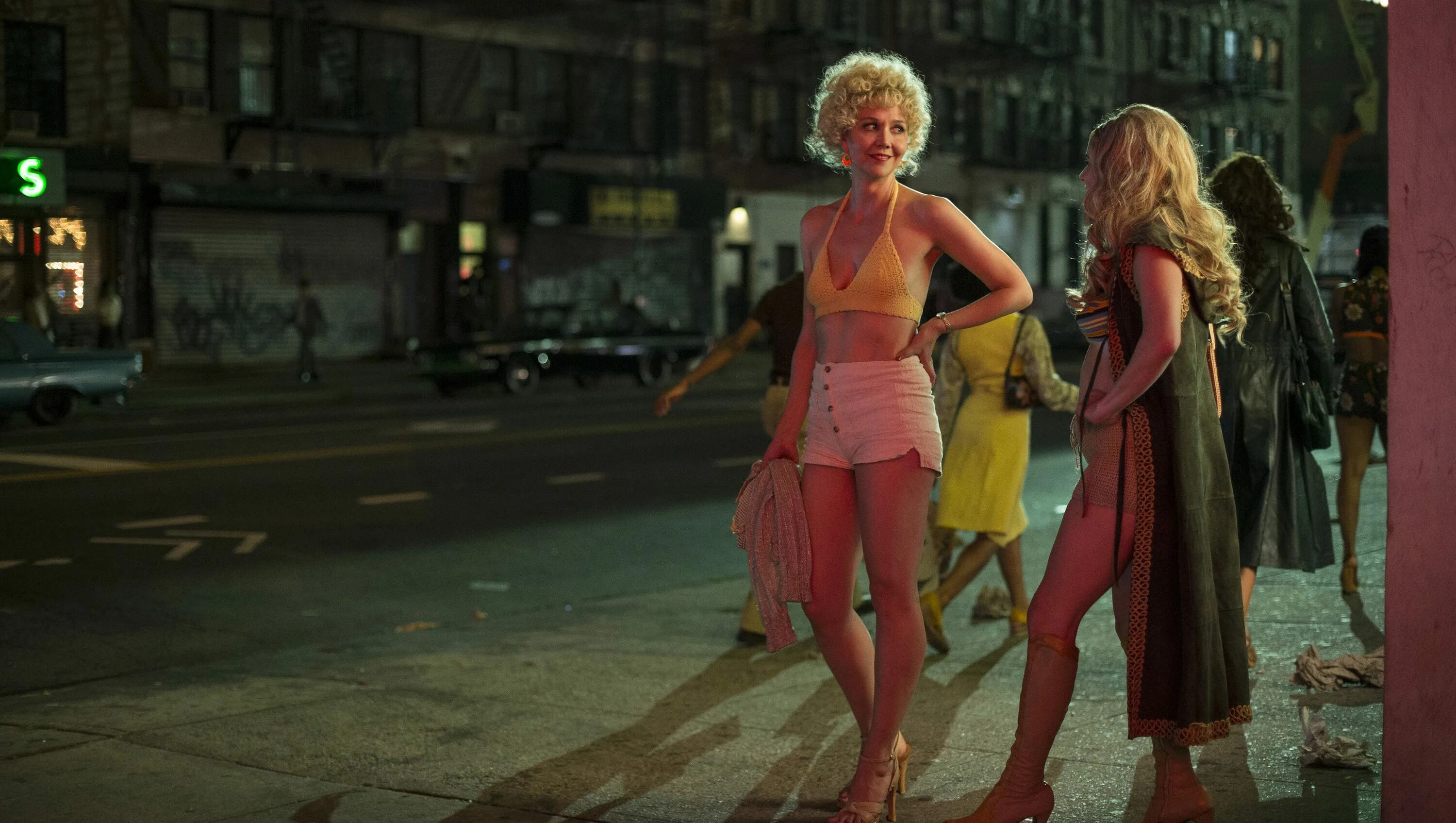 Двойка (the Deuce), 2017. Мэгги Джилленхол двойка. Про девушку легкого поведения